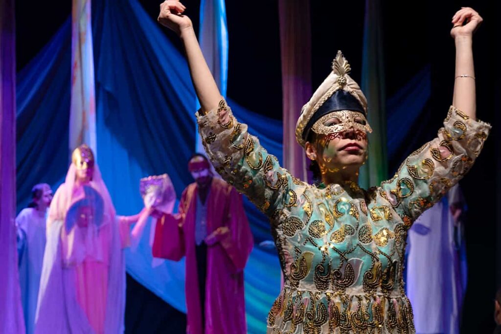 Cristina Ioana Văduva în Faust - Teatrul Logos
