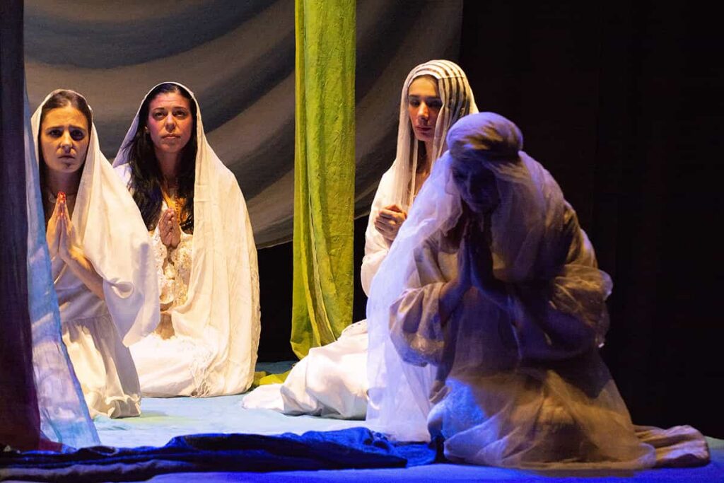 Cristina Ioana Văduva în Faust - Teatrul Logos